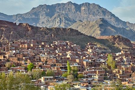 تصویر با کیفیت روستای آبیانه واقع در شهرستان نظنز اصفهان